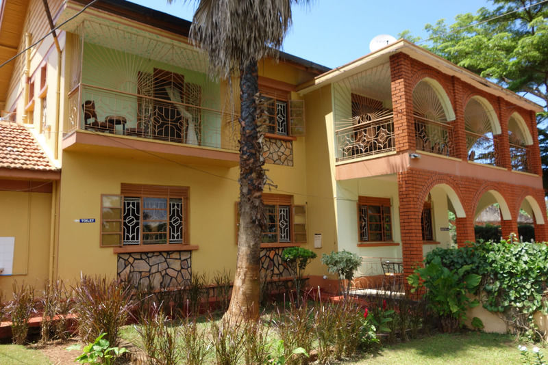 Bridgeway Guest House Jinja Buitenkant foto