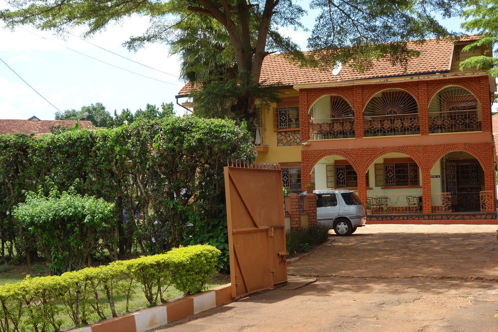 Bridgeway Guest House Jinja Buitenkant foto